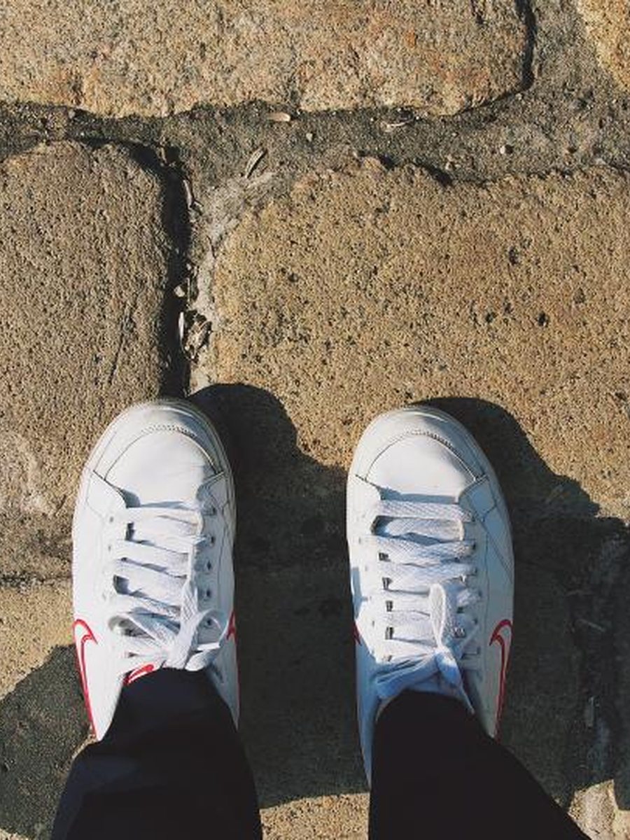 Minimal leather sneakers