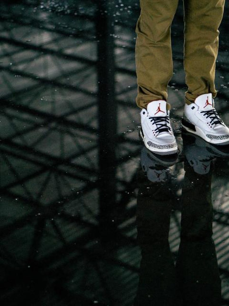 Velcro trainers